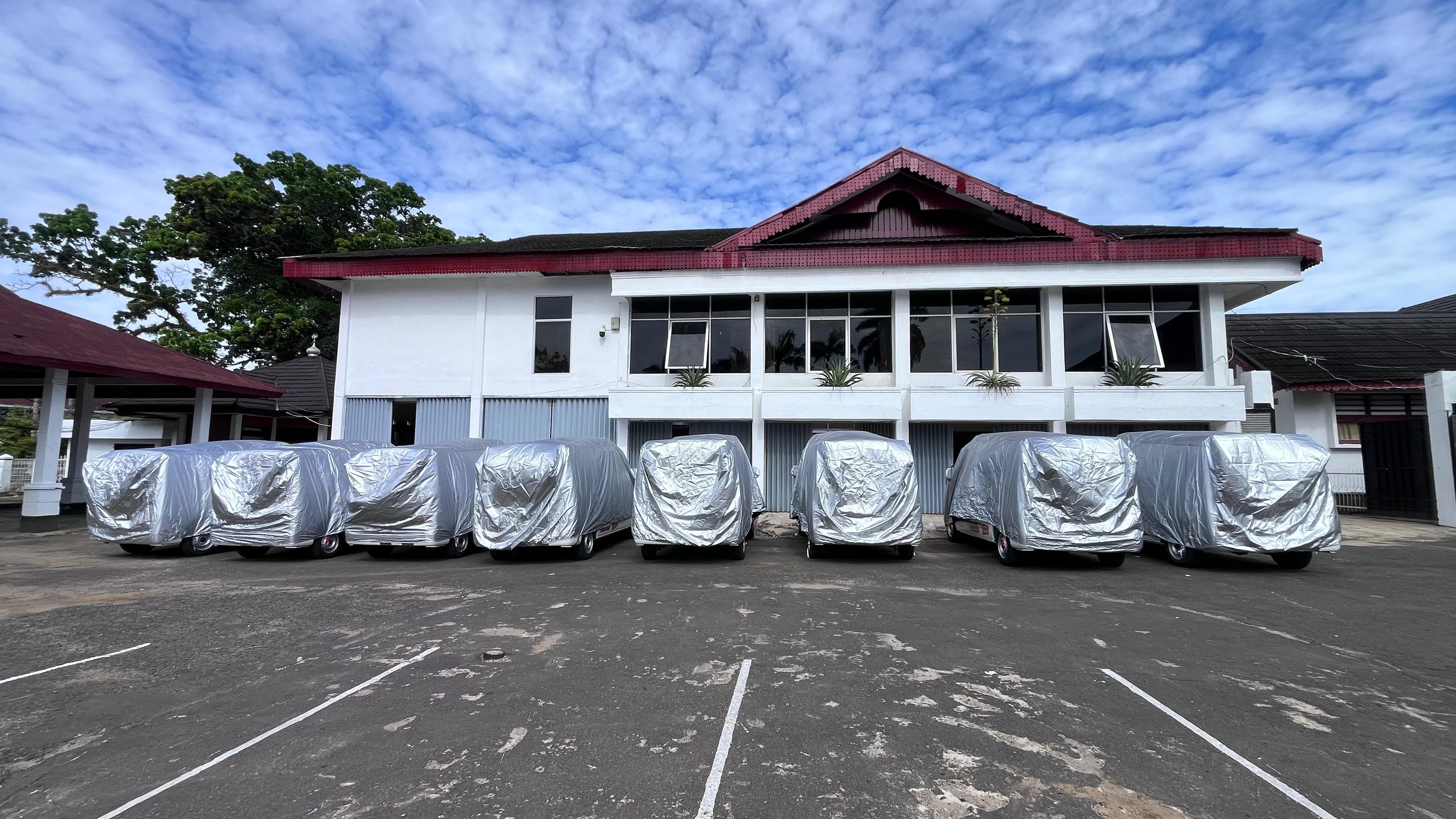 Program Bantu Rakyat Mulai Terealisasi, 130 Ambulans Tiba di Bengkulu dan Siap Disalurkan ke Desa-Desa