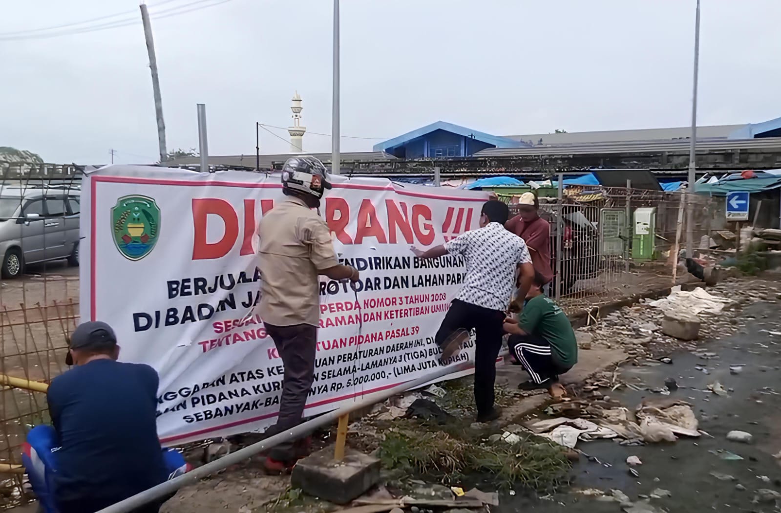 Pemkot Larang PKL Berjualan di Sepanjang Jalan KZ Abidin-Mega Mall