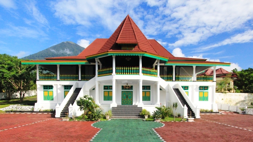 Dibangun Tahun 1660, Istana Kesultanan Tidore di Maluku Utara Sangat Megah dan Sarat Makna