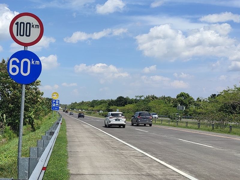 Jangan Sampai Terjadi! 7 Hal Sepele yang Berakibat Fatal Saat Ngebut di Jalan Tol