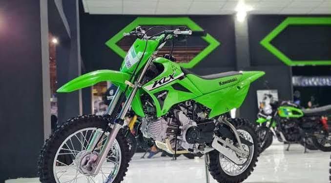 Kawasaki Luncurkan Trail Mesin Bebek di Indonesia, KLX110R L 2023