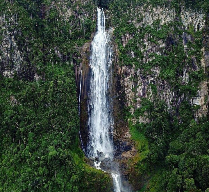 Air Terjun Ponot, Air Terjun Tertinggi di Indonesia