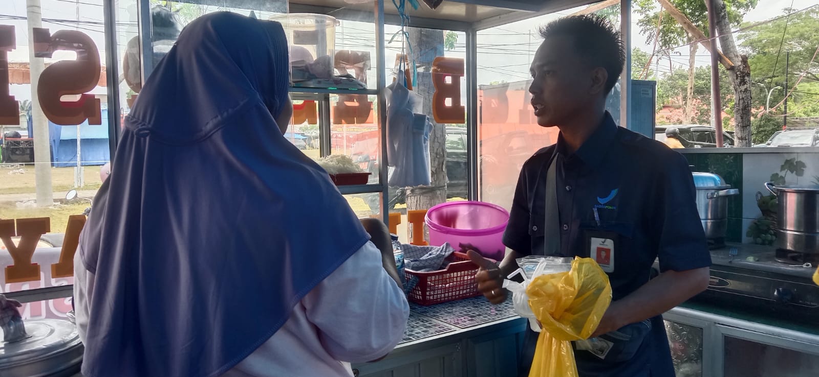 BPOM Periksa Makanan Pasar Malam di HUT Mukomuko 