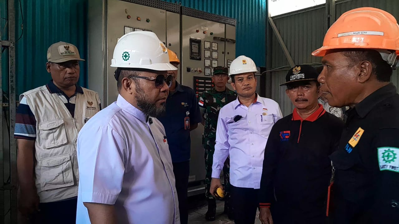 Gubernur Bengkulu Tinjau PLTD Enggano, Dua Mesin Ditemukan Rusak