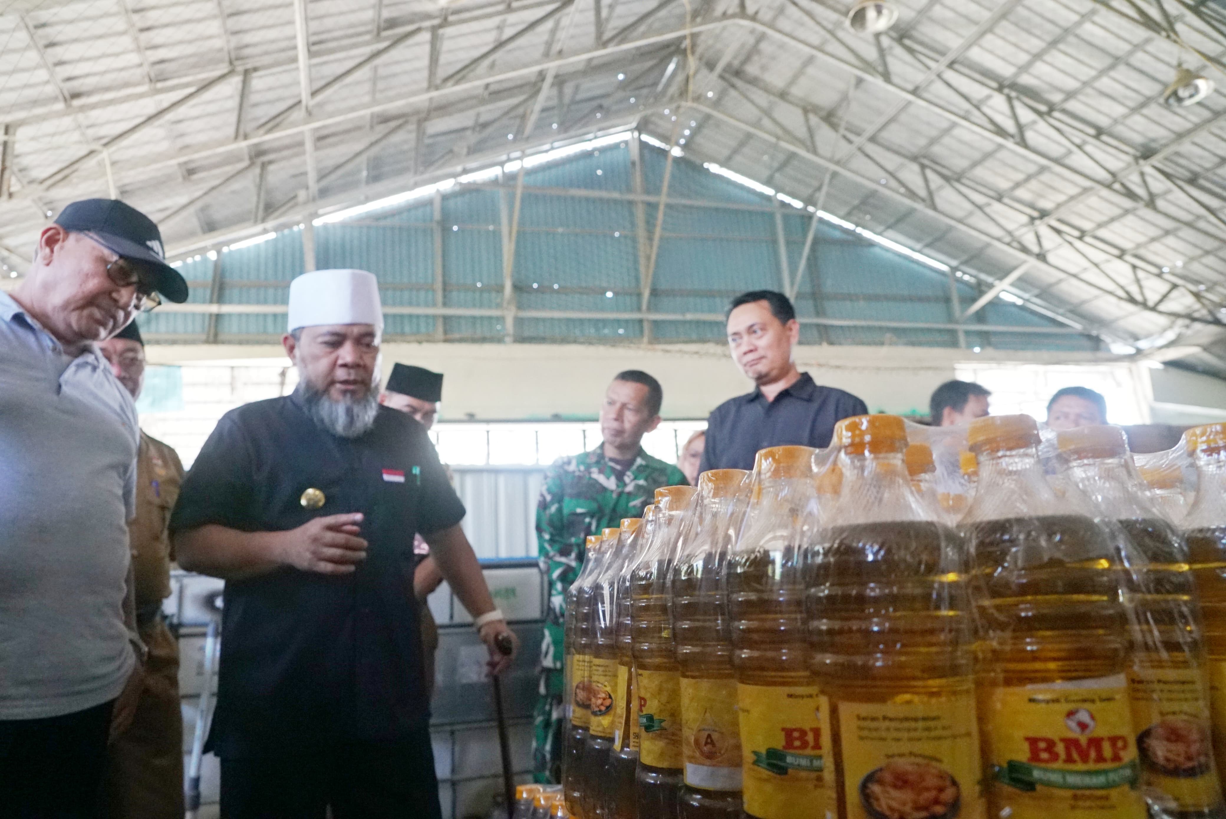 Tinjau Rumah Produksi BMP, Helmi Hasan Tekankan Kemandirian Ekonomi Bengkulu