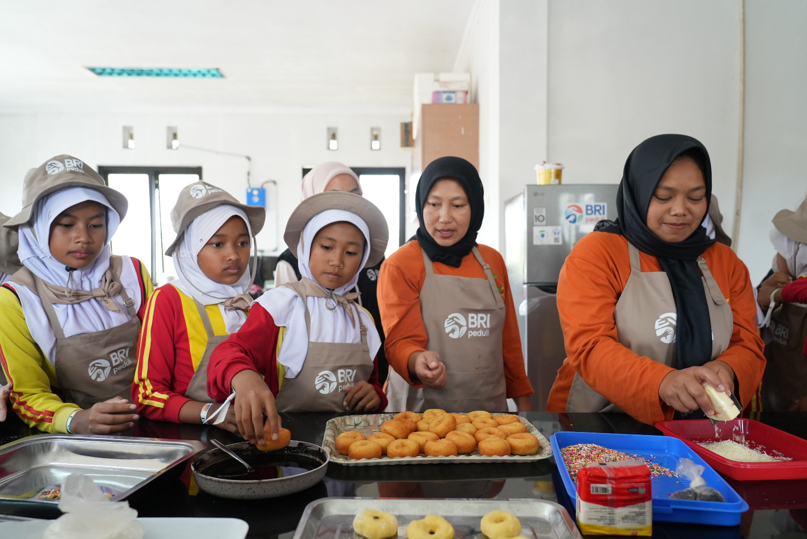 Hari Anak Nasional, BRI Peduli Dukung Pendidikan Karakter Anak lewat Kegiatan Agroedukasi bagi Siswa/i SD