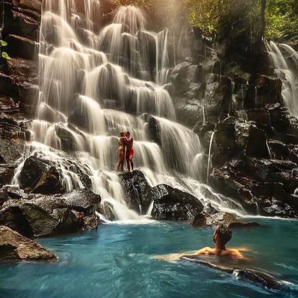 Segarnya Air Terjun Kanto Lampo, Air Terjun Berundak di Desa Beng Kabupaten Gianyar, Bali