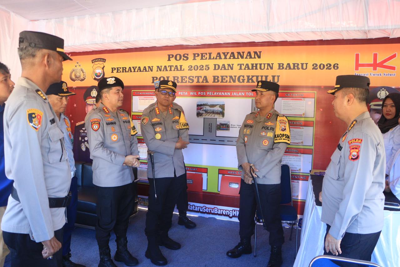 Pastikan Kesiapan Personel, Kapolda Bengkulu Cek Pos Pelayanan Gerbang Tol