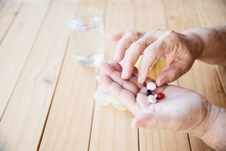 Jangan Dianggap Sepele, Ketahui Pentingnya Minum Obat Cacing 