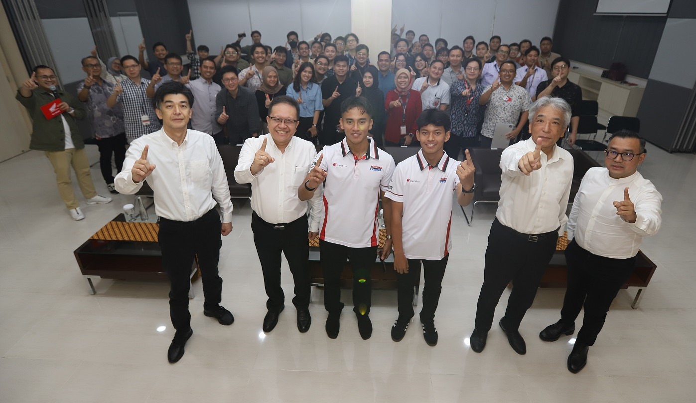Mario Aji dan Veda Ega Pratama Siap Melaju di Grand Prix 2026 Bersama Honda