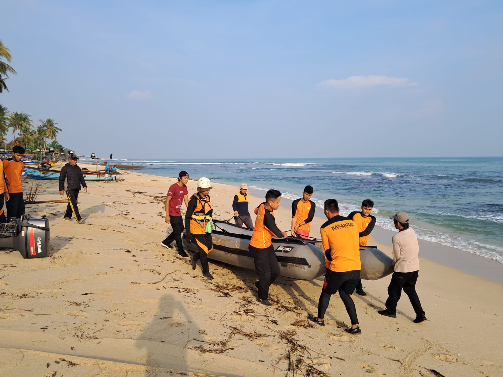 Bocah 10 Tahun Tenggelam di Pantai Tanjung Bunga Kaur Belum Ditemukan