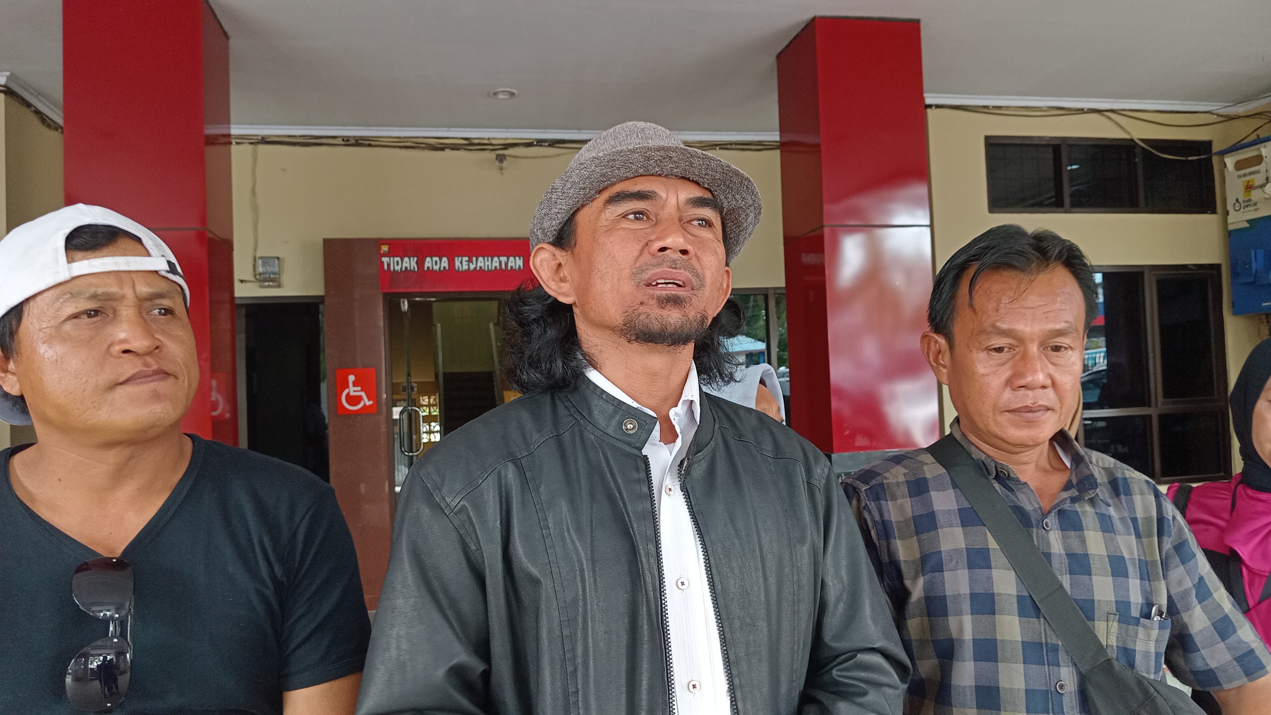 Pertanyakan Laporan Dugaan Pemalsuan Kartu Identitas Oleh Bupati, ASBS Datangi Polda Bengkulu