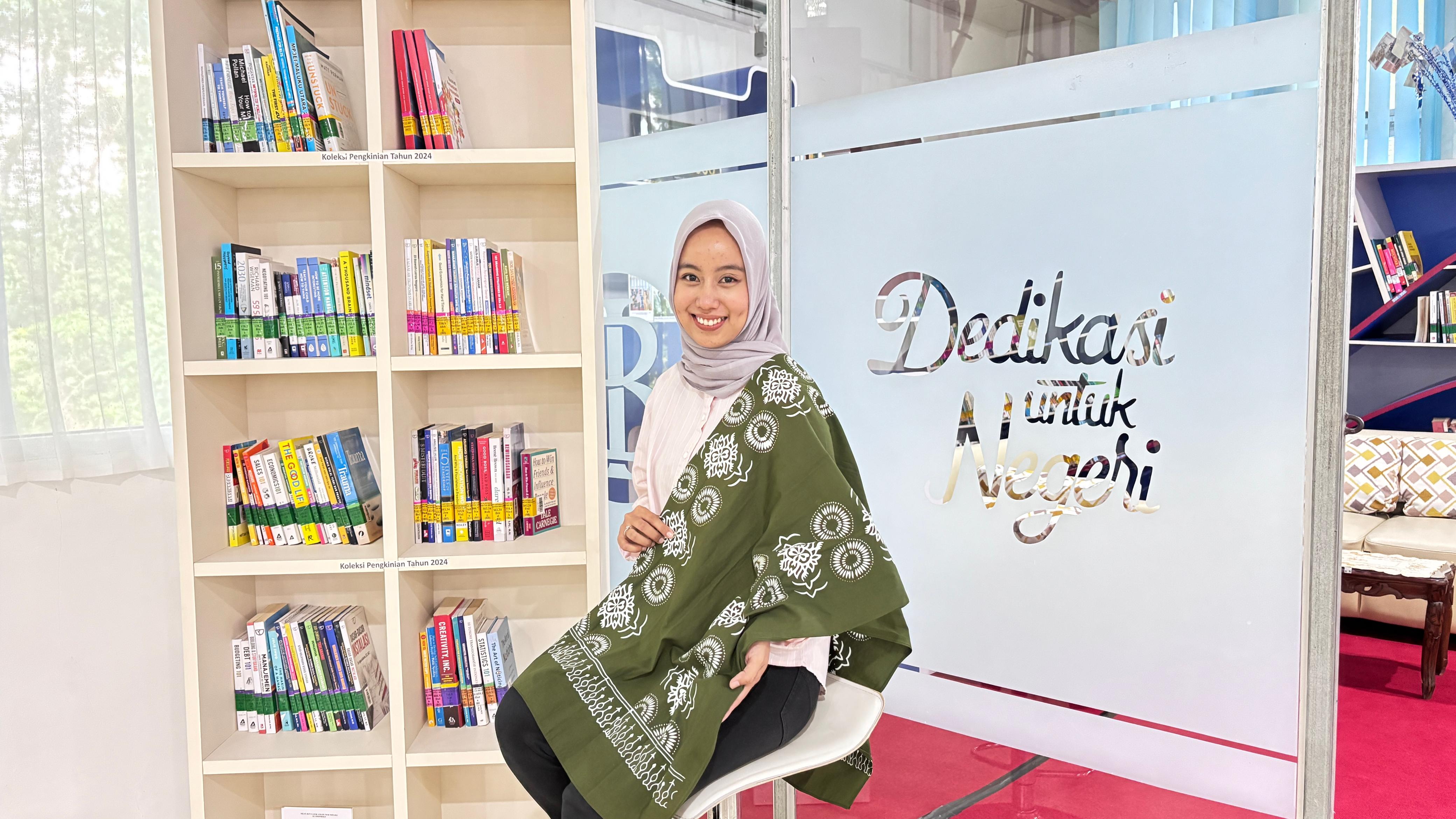 Dari Ornamen Rumah Adat Ke Kain Batik Les Plank