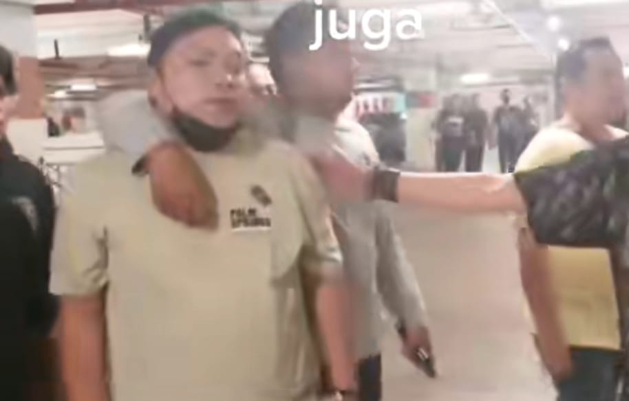Pria Bersenpi Pemukul Sopir Taksi Online Ditangkap Tim Gabungan Polda Metro Jaya dan Polres Metro Jakarta 