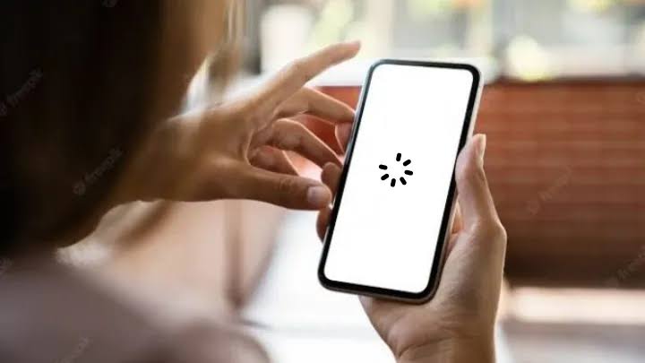 Tips Ini Dianggap Ampuh Untuk Atasi Ponsel Lemot, Apa Saja Itu?