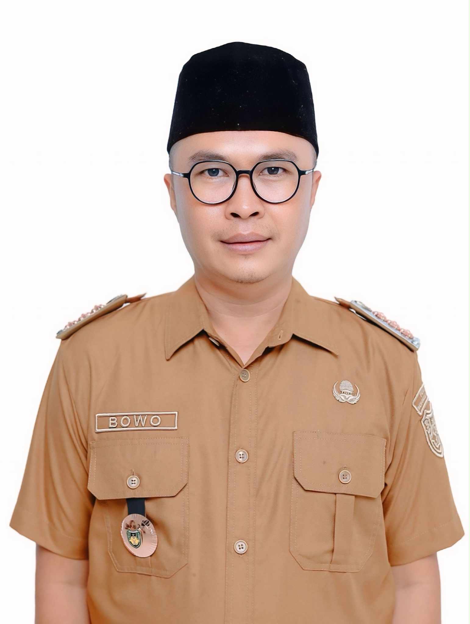 Putra Mantan Bupati Reskan Effendi Dipercaya Jabat Plt Camat Pasar Manna