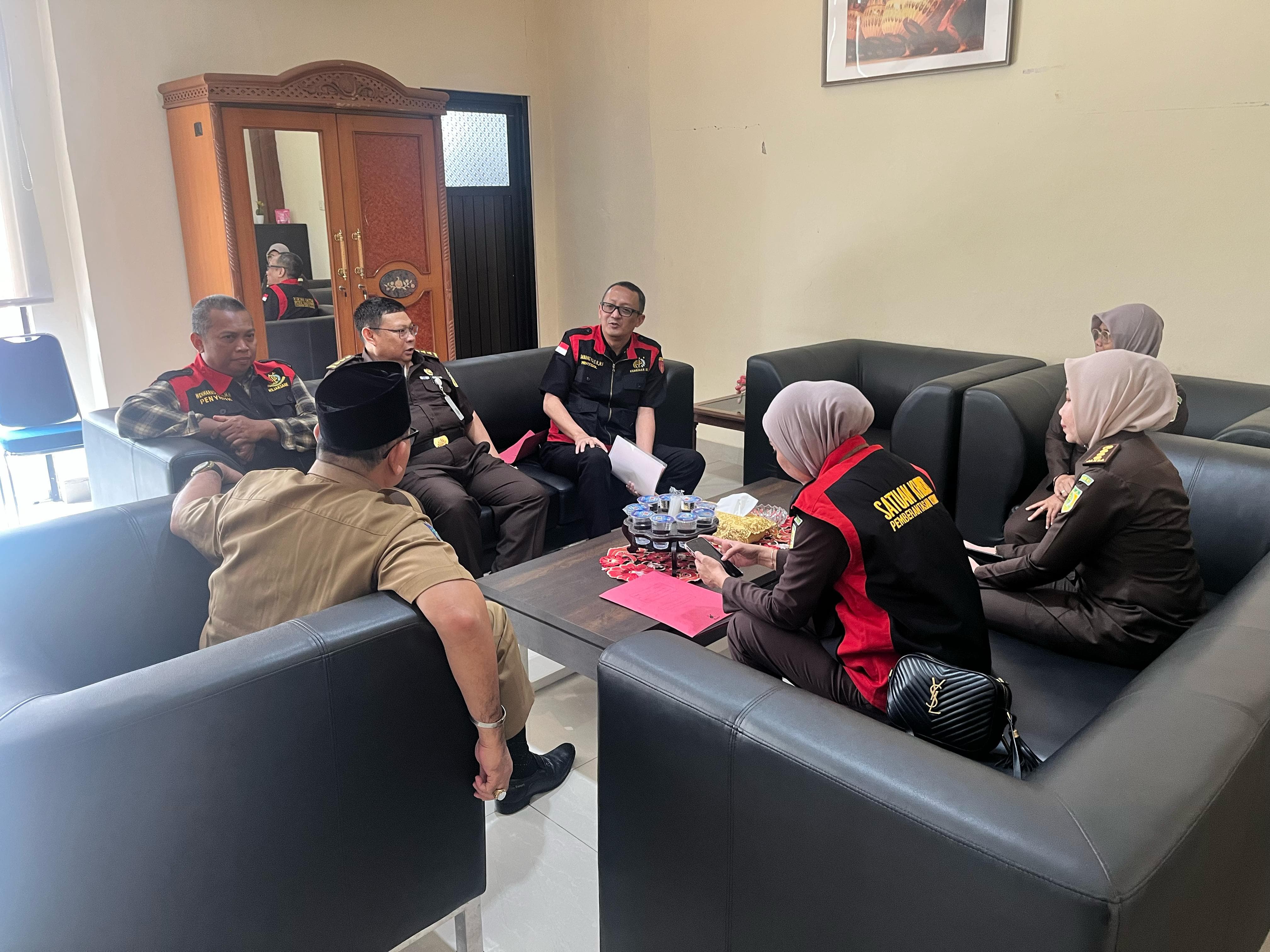 Kantor DPRD Bengkulu Digeledah Kejati, Diduga Terkait Korupsi SPPD dan Anggaran 2024