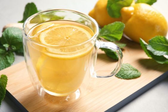 Tak Hanya Menghangatkan dan Membuat Tubuh Lebih Segar, Inilah Manfaat Lain Minum Air Lemon Hangat di Pagi Hari