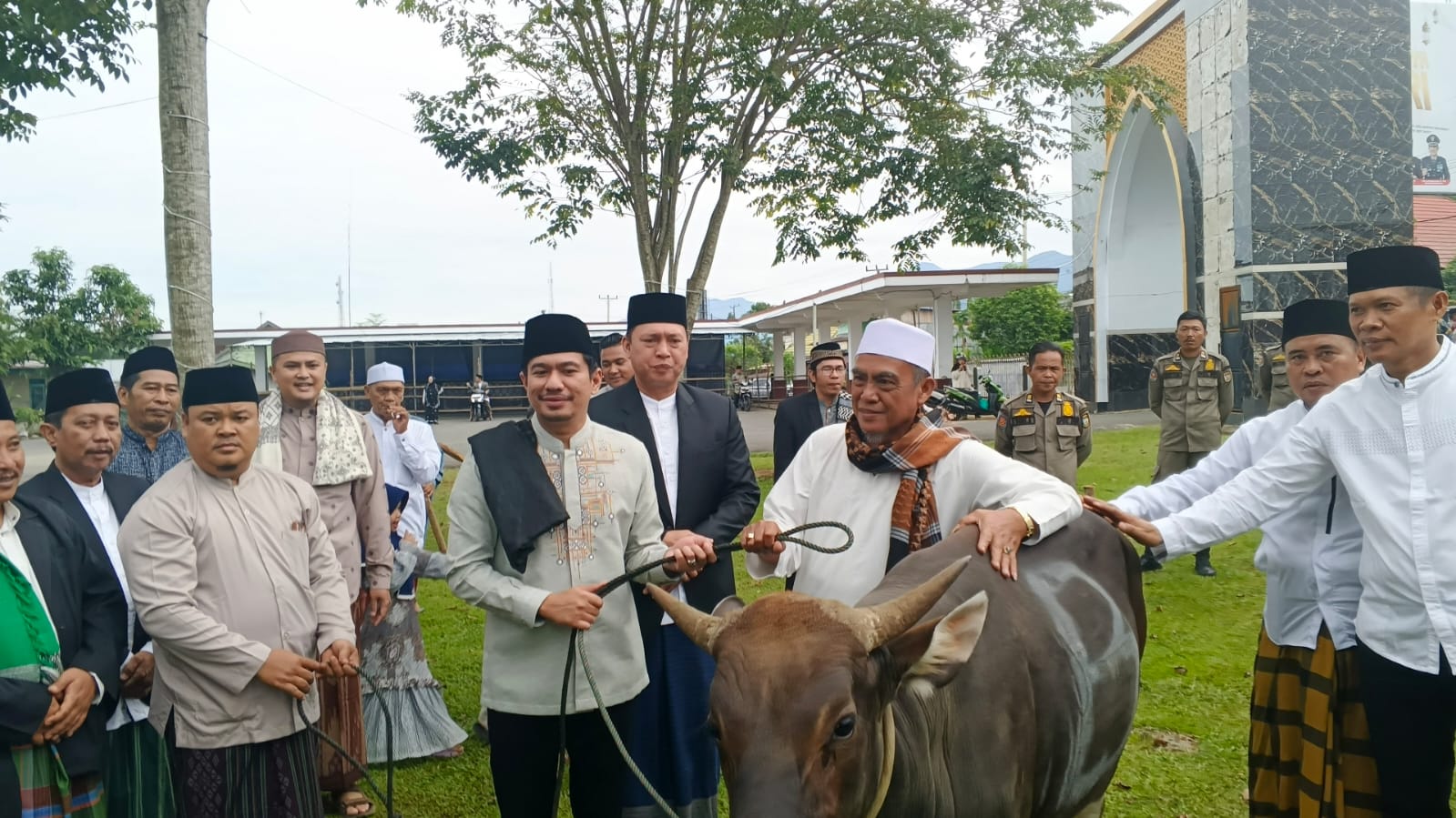 Bupati Apresiasi Tingginya Semangat Kurban Warga Bengkulu Utara