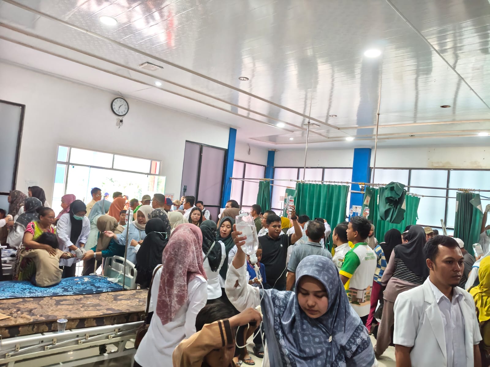 Ratusan Pelajar di Lebong Diduga Keracunan Usai Santap Menu Makan Bergizi Gratis