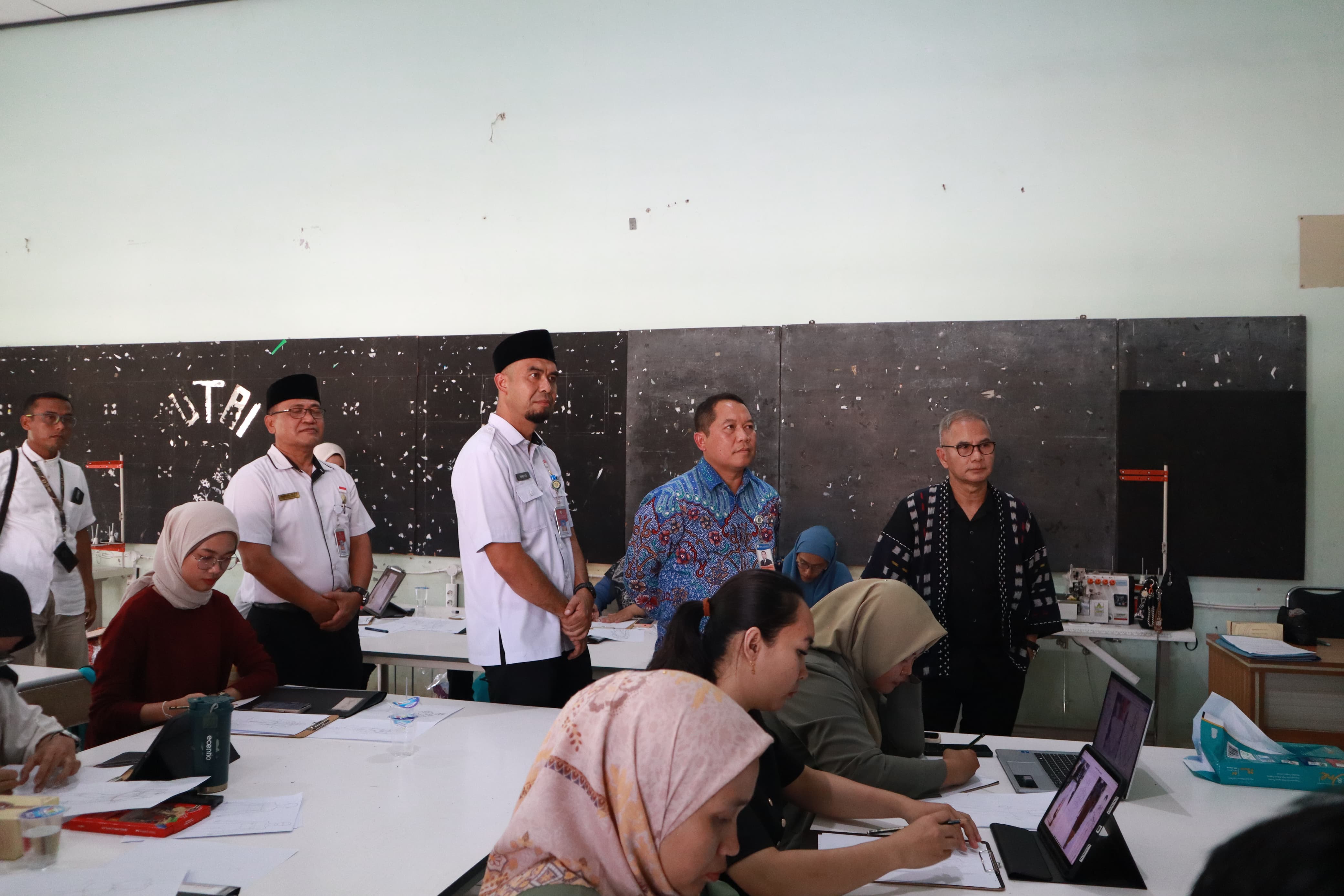 Wastra Bengkulu Naik Kelas: Bank Indonesia Gelar Inkubasi Fesyen Wastra 2025 