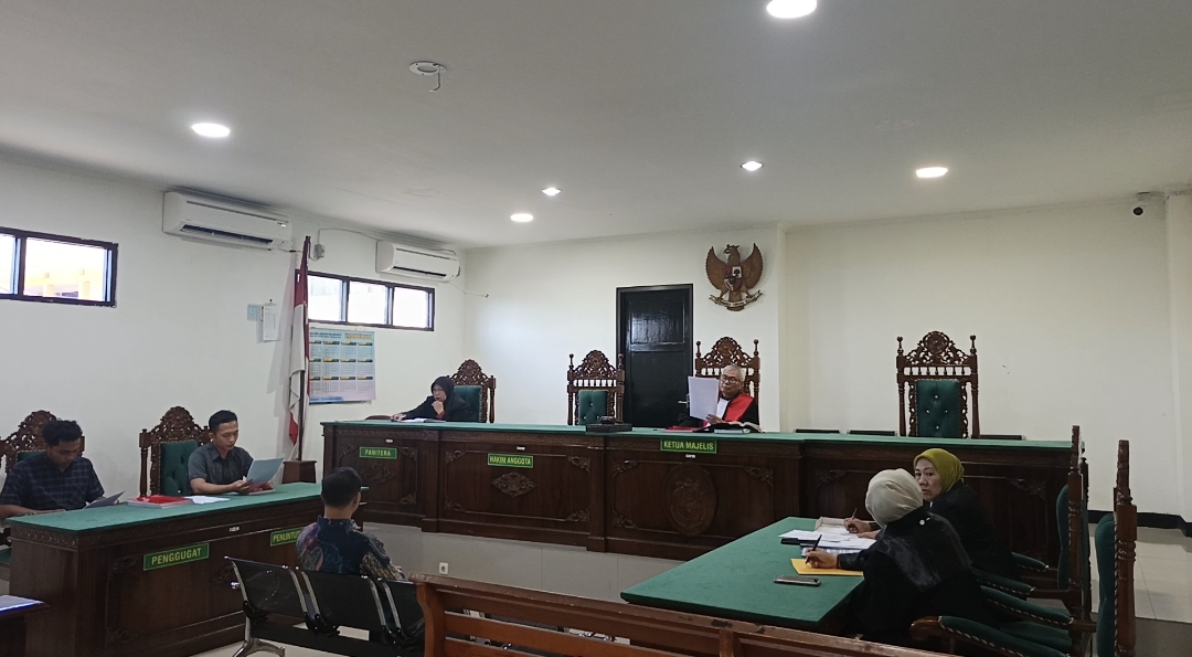 Pukul Mahasiswa Atas Nama Ketertiban Kampus, Wakil Rektor PTS Divonis Bersalah Namun Tak Dihukum Pidana