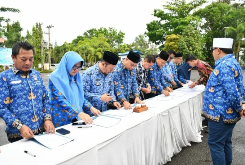 OPD Pemkot Bengkulu Tandatangani Kontrak Kerja, Pj Walikota: Kinerja Jangan Menurun
