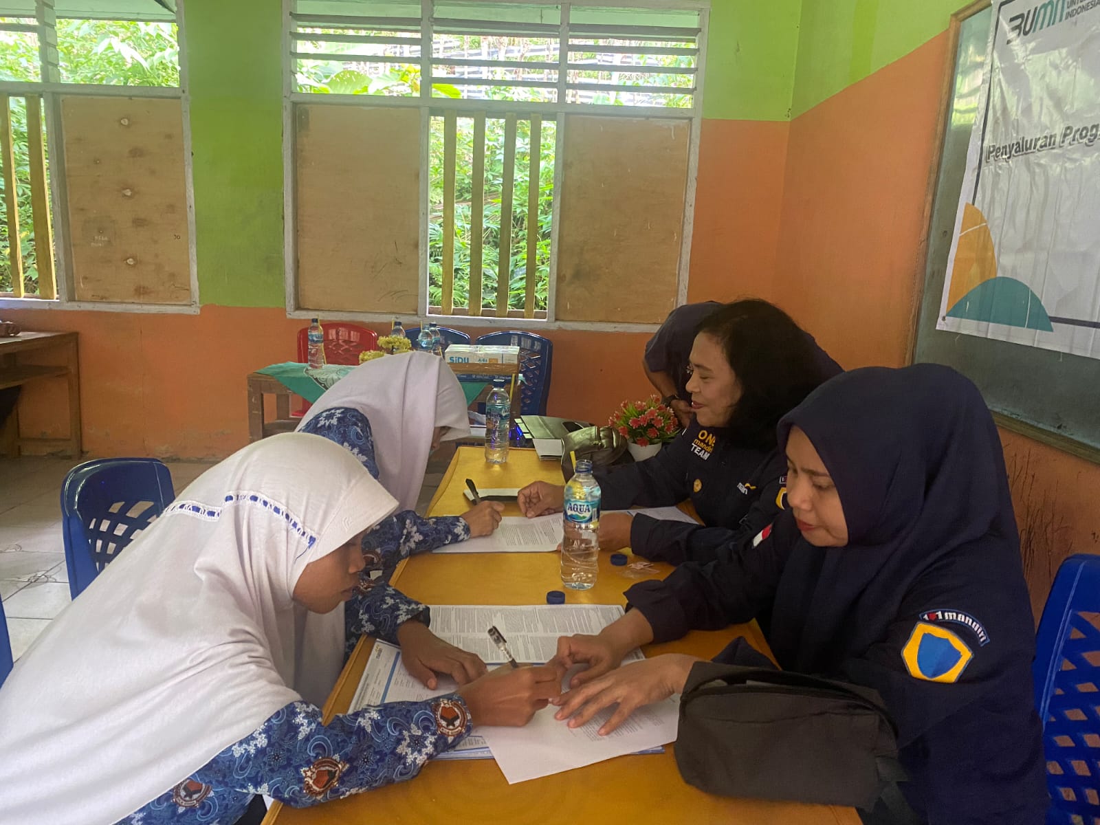 Bank Mandiri Salurkan Bantuan Pendidikan Kemenag dan Kemendikbudristek Jutaan Penerima Manfaat