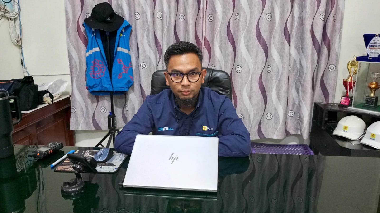 Klarifikasi PLN Manna: Layanan Listrik untuk Publik, Bukan Fasilitasi Warem
