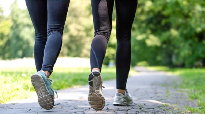 Hobi Berjalan Kaki Jarak Jauh? Ini Tips Efektif untuk Mencegah Kelelahan