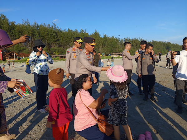 Kapolda Bengkulu Pantau Keamanan Objek Wisata di Bengkulu 