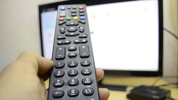 Wajib Diketahui Penyebab Remote TV Tak Berfungsi Meski Sudah Ganti Baterai, Ini Cara Atasinya