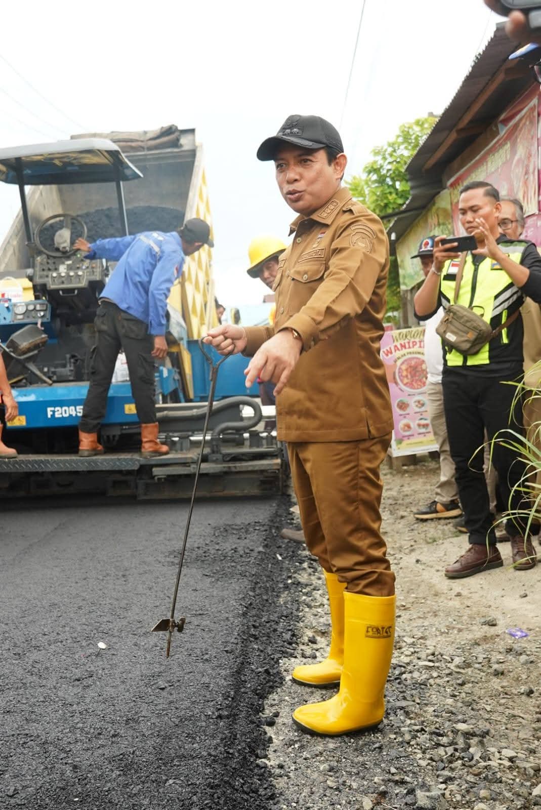 Walikota Targetkan Jalan Perumahan Selesai 2027
