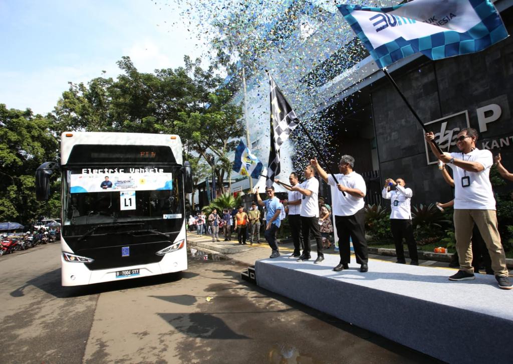 Mudik Gratis Bersama BUMN, PLN Berangkatkan 10.000 Pemudik ke Berbagai Daerah