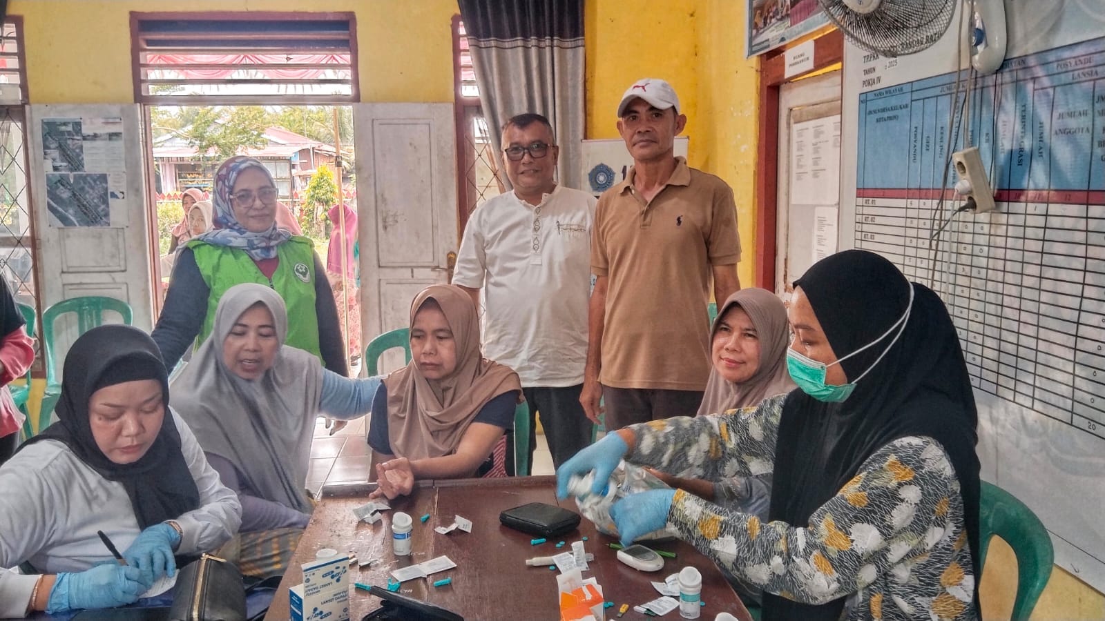 Deteksi Dini TBC, Puskesmas Kota Mukomuko Periksa 120 Warga