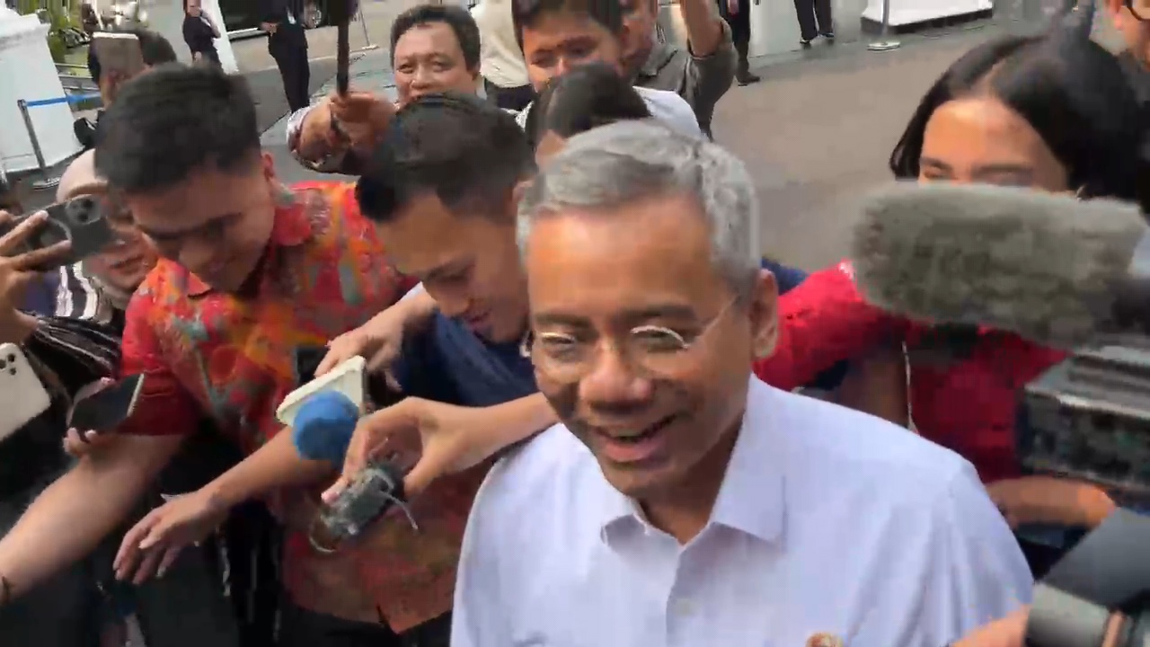 DPR Resmi Sahkan APBN 2027, Pendapatan Negara Ditargetkan Rp3.400 Triliun