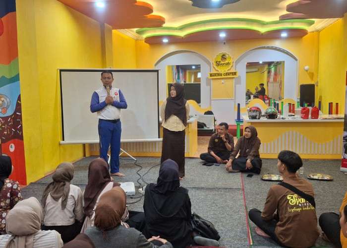 Astra Motor Bengkulu Bersama Polresta Edukasi Safety Riding Karyawan Syarah Bakery