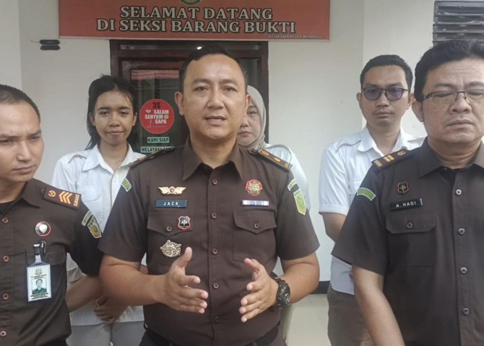 Kejari Bengkulu Gandeng Siswa SMK Untuk Kelola Barang Bukti Kendaraan