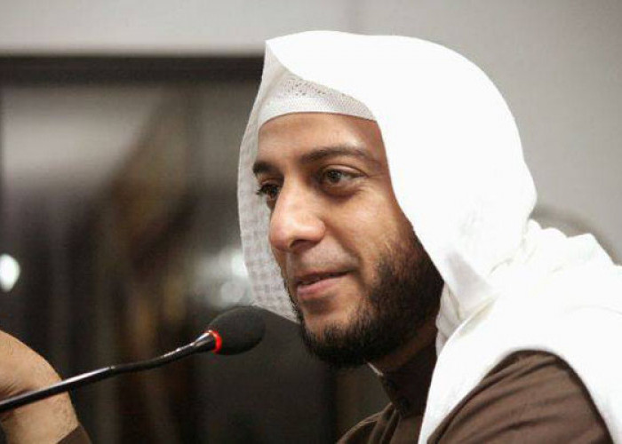 Ingin Hajat Cepat Terkabul, Syekh Ali Jaber Sarankan Tutup Doa dengan Bacaan ini