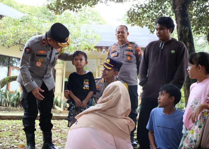 Tinjau Kawasan Wisata, Polri Pastikan Keselamatan dan Kenyaman Masyarakat Saat Libur Lebaran 