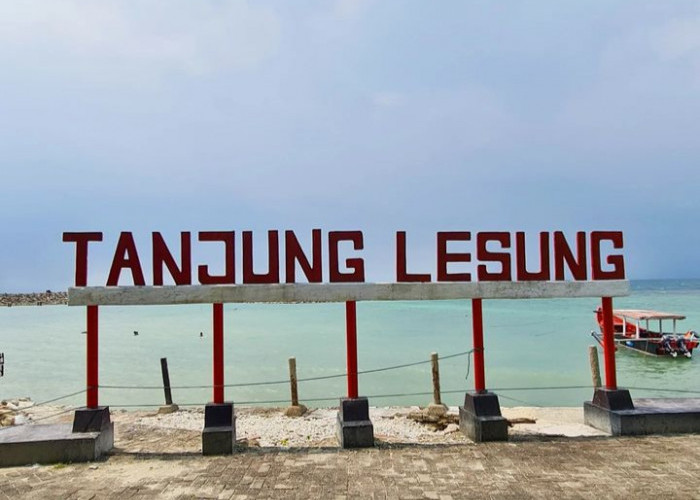 Pantai Tanjung Lesung Banten Menawarkan Panorama Gunung Krakatau yang Melegenda