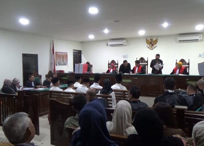 Korupsi Sekretariat DPRD Provinsi Bengkulu, 7 Terdakwa Sepakat Tak Ajukan Eksepsi