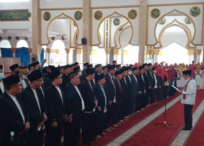 Lantik Ketua dan Pengurus DMI Provinsi Bengkulu, Jusuf Kalla: Masjid Harus Bantu Kehidupan Masyarakat  