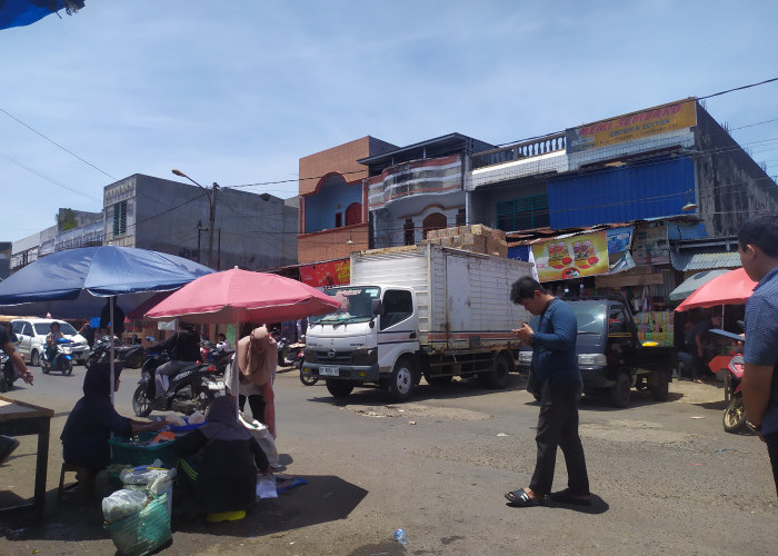 Gara-gara Lahan Parkir, Juru Parkir di Kota Bengkulu Ditusuk Pedagang