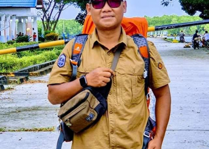 Dr Anton Komaini SSi MPd; Pemuda asal Kaur yang Jadi Guru Besar Termuda Universitas Negeri Padang 