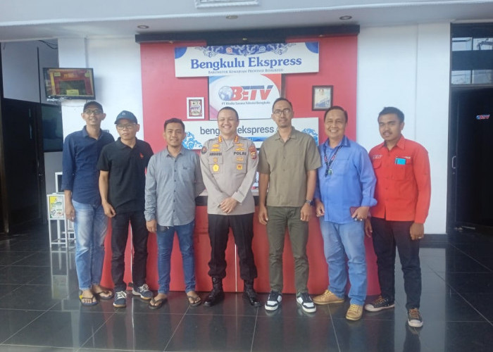 Jalin Sinergitas, Kabid Humas Polda Bengkulu Kunjungi Graha Pena Bengkulu Ekspress Media Group