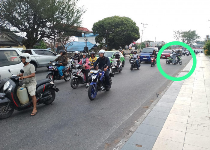 Hindari Razia Pajak, Pengendara Motor  di Kota Bengkulu Lawan Arus sampai Putar Arah