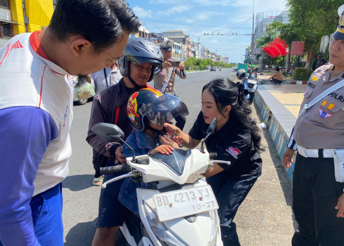 Agar Aman dan Nyaman Saat Naik Sepeda Motor, Ini Tips Memilih Helm dan Sepatu dari Astra Motor Bengkulu