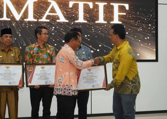 Pemkab Mukomuko Pertahankan Predikat Informatif dari Komisi Informasi Provinsi Bengkulu 2025