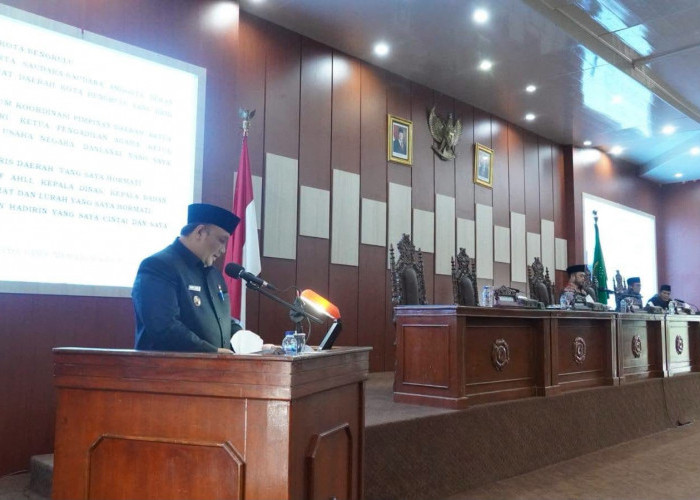 Paripurna DPRD Kota Bengkulu, Pemkot Paparkan Pengelolaan Mess Pemda hingga Strategi Pendapatan Daerah